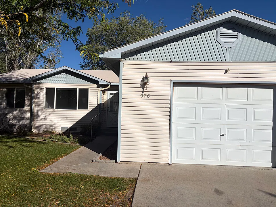 976 Yorkshire Ct