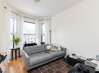 3445 N Halsted St #2B, Chicago, IL 60657