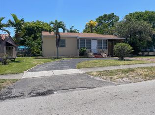 1858 Wiley St, Hollywood, FL 33020