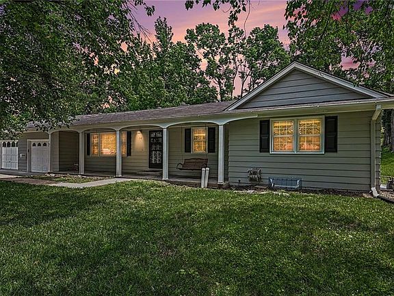 2nd image of 56 Maple Dr
