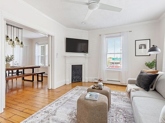 3rd image of 20 Lawrence St #1