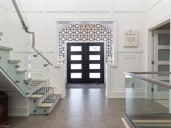 5th image of 287 Macdonald Rd