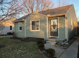 35476 Ellen St, Clinton Township, MI