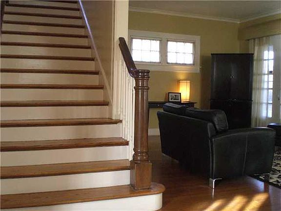 4th image of 5262 N Broadway St