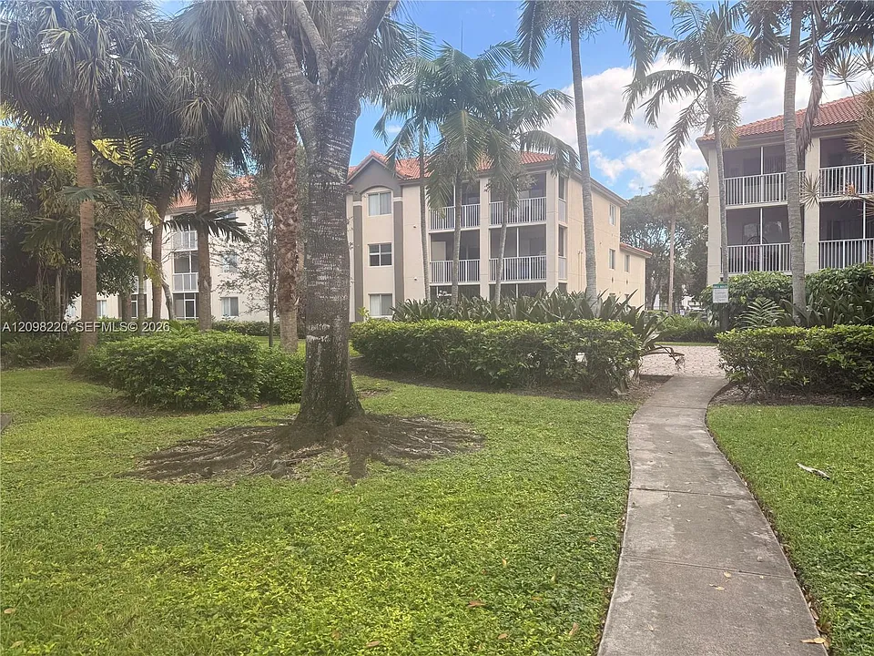 430 S Park Rd #3302