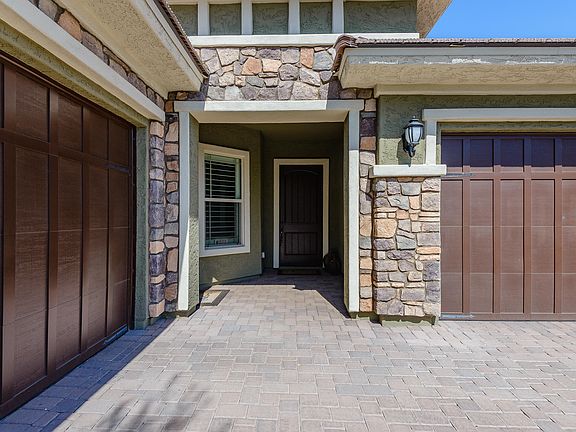 3rd image of 22915 N 45th Pl