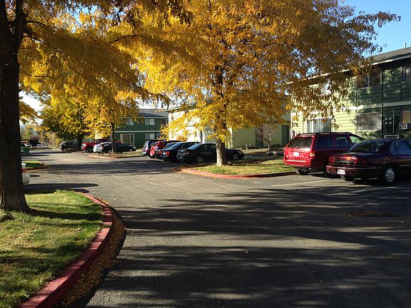 5th image of 101 E 14th Ave #40