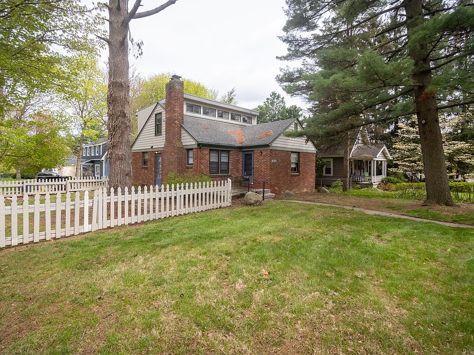 1st image of 616 Wesley Ave