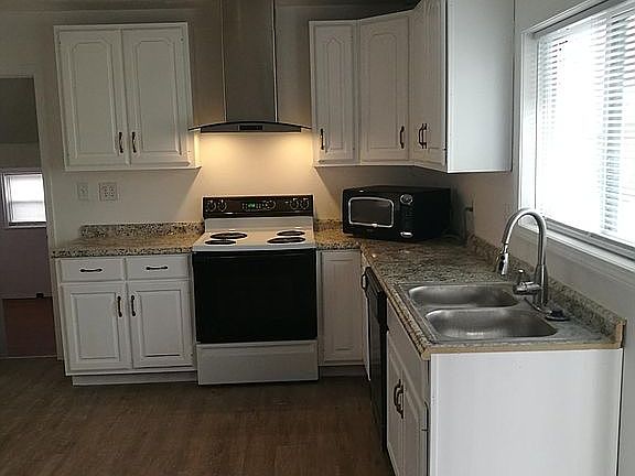 5th image of 101 Myrtle Dr