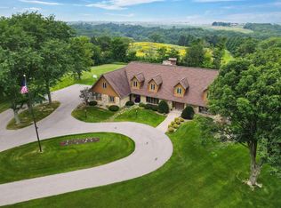 950 Norsk Rdg, Mount Horeb, WI 53572