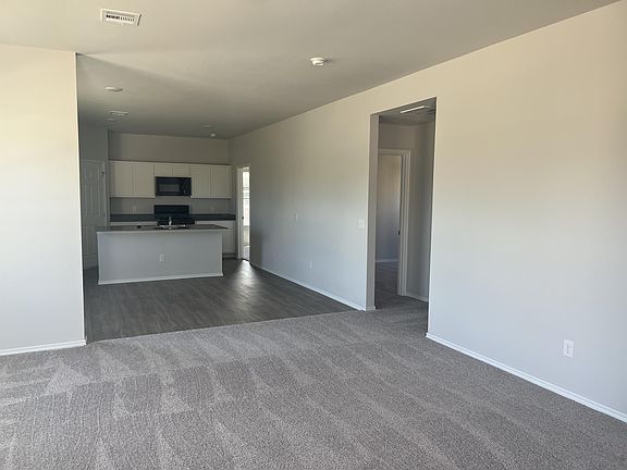 3rd image of 1009 Ichabod Cir