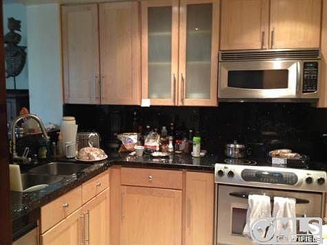 4th image of 880 W 1st St APT 319