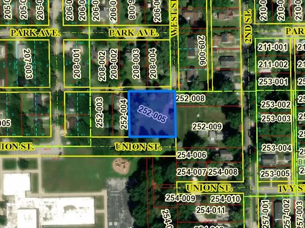 300 Union Ave, Chesterton, IN 46304