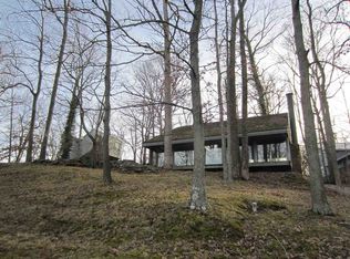 135 W Pine Dr, Santa Claus, IN 47579