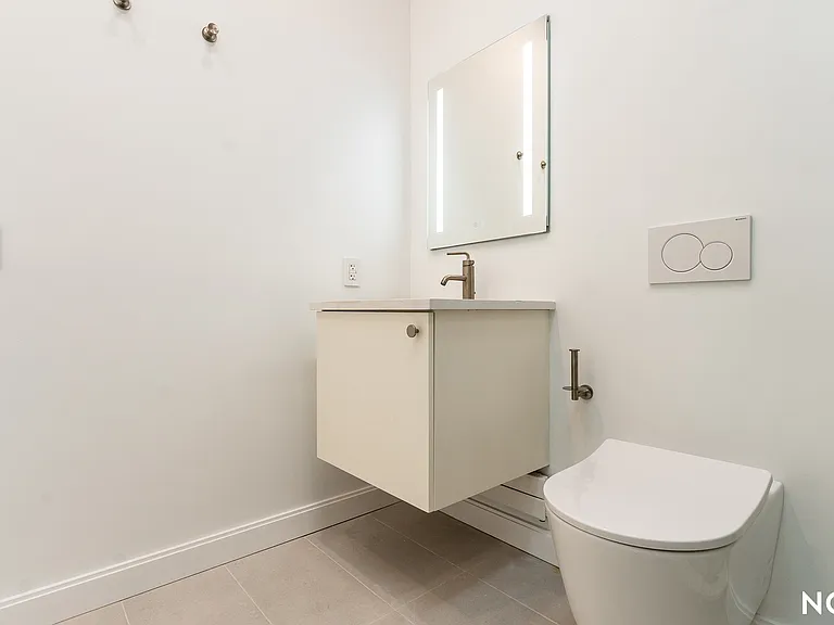 166 Eckford St #4 — Photo 11