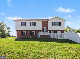 101 Deerview Dr, Newville, PA 17241