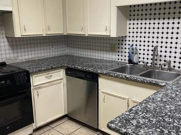 708 Carol Lynn Dr, Missouri City, TX 77489