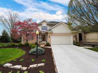 990 Deer Run Rd, Dayton, OH 45459