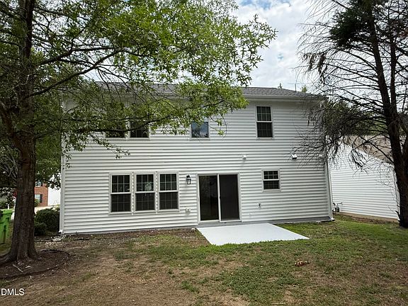 3rd image of 6200 Saybrooke Dr
