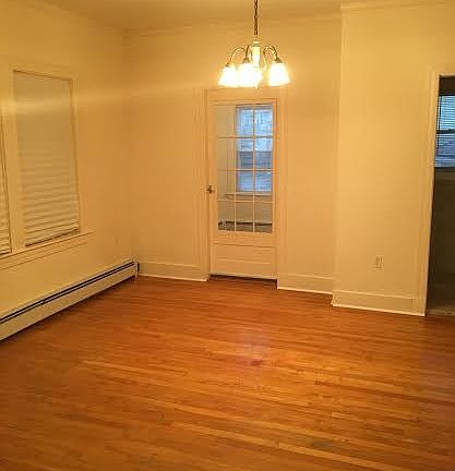 3rd image of 58 Dartmouth St