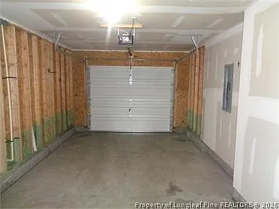 184 Roanoke Dr — Photo 15