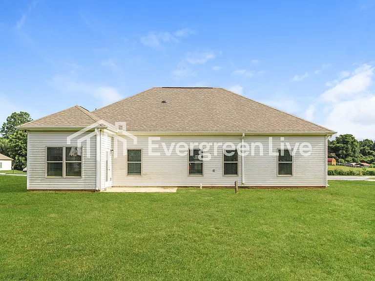 156 Wolf Ln — Photo 14