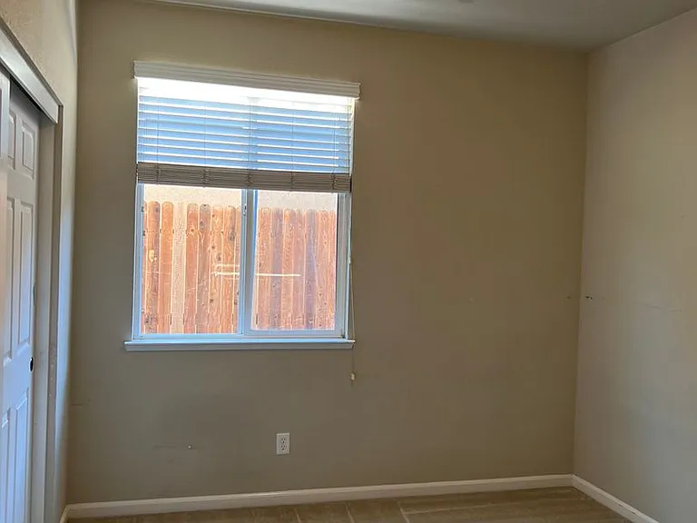 2338 Dunsley Cir — Photo 28