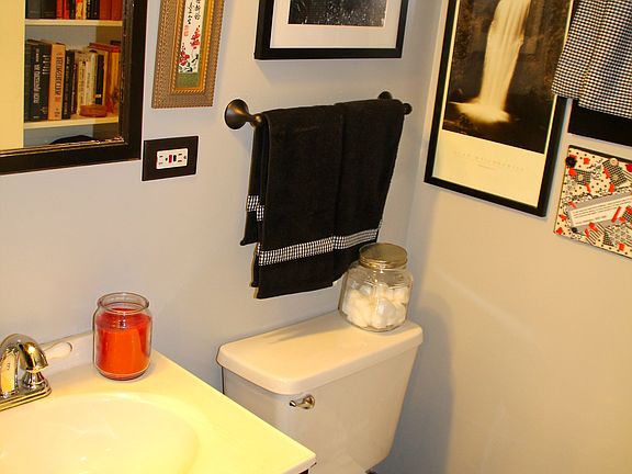 1/2 bath- has window-cute! 