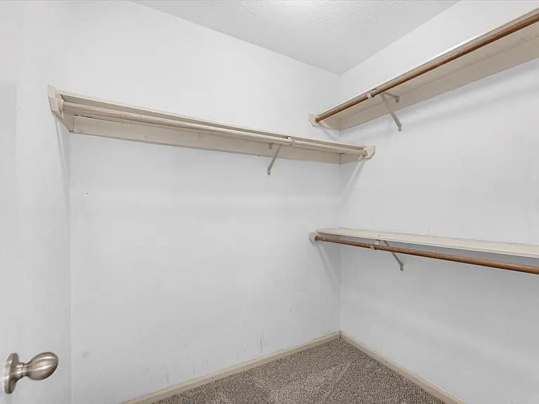 4241 Mountain Peak Way — Photo 21