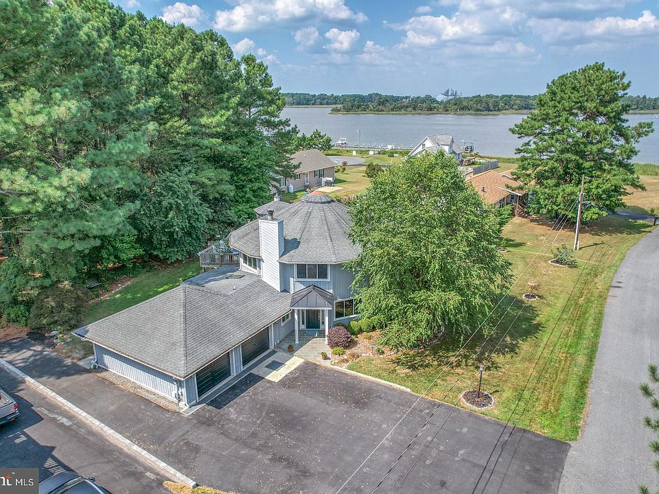 1st image of 227 Sandy Beach Dr