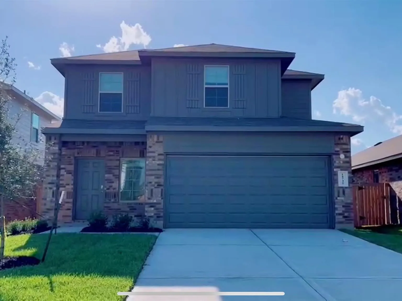 3 bed, 2.5 bath, 1858 sqft, $1,900 — Photo 1