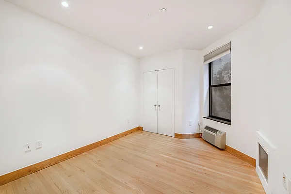 Rented by Compass | media 8