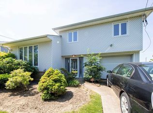 21 Arden Rd, East Rockaway, NY 11518
