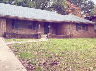 827 W Primrose St, Springfield, MO 65807