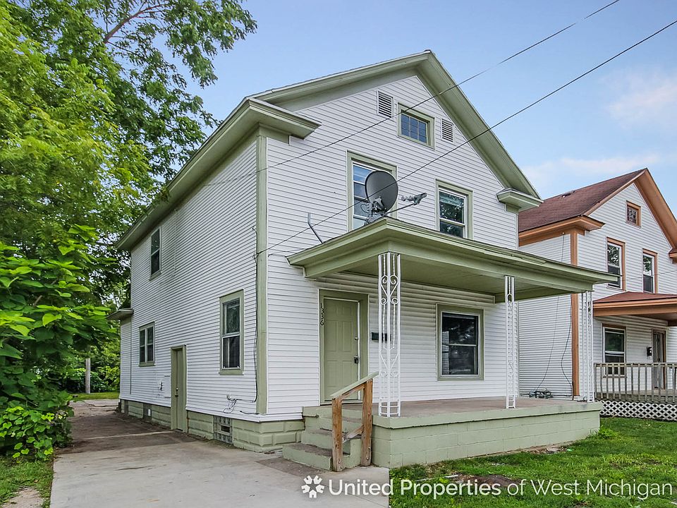 1st image of 1336 Manwaring Pl SE