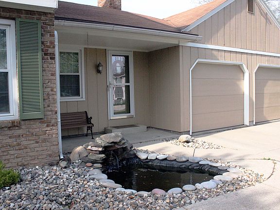 2nd image of 7629 Hermitage Pl