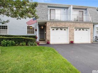 336 Commack Rd APT 5, Deer Park, NY 11729