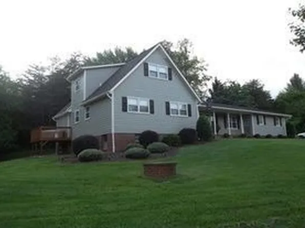 5423 Montanya View Ct, Valdese, NC 28690