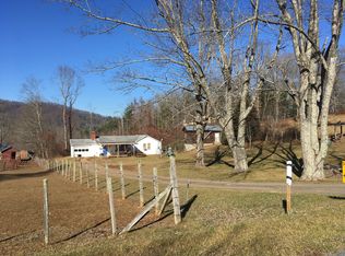 1064 Dale Rd, Spruce Pine, NC 28777