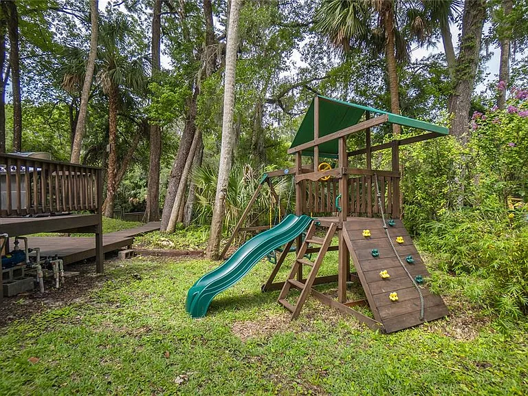 28 Rivertrail Dr — Photo 33