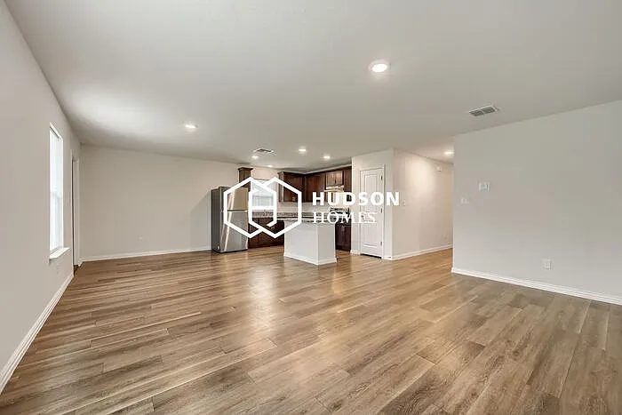 228 Garcia St — Photo 5