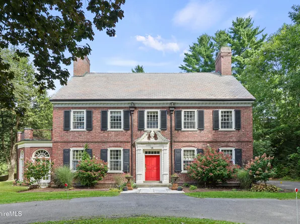 65 Crofut St, Pittsfield, MA 01201