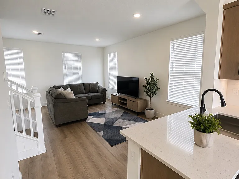 15064 Grove Lake Dr — Photo 7