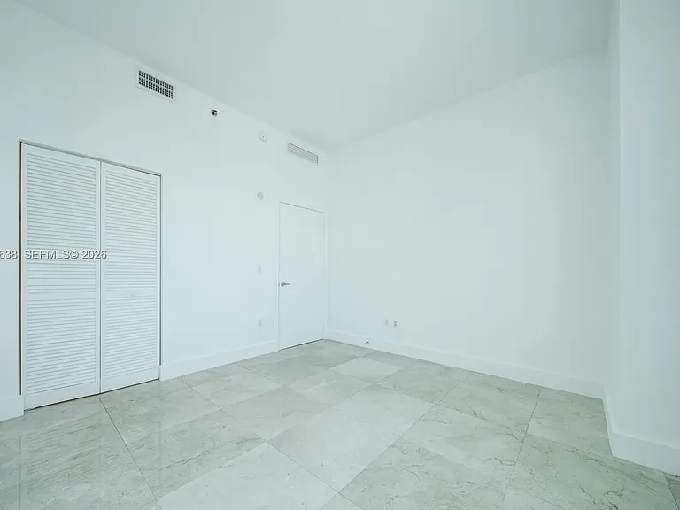 950 Brickell Bay Dr #4805 — Photo 15