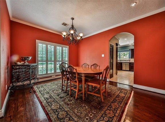 5th image of 5507 Oak Cove Dr