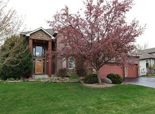 18947 Gladstone Blvd N, Maple Grove, MN 55311