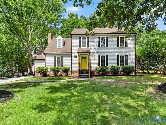 2nd image of 8630 Chester Forest Ln