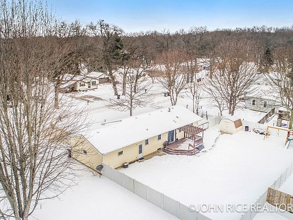 2nd image of 2310 Valentine Blvd NE