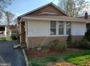 212 Walnut Rd, Wallingford, PA 19086