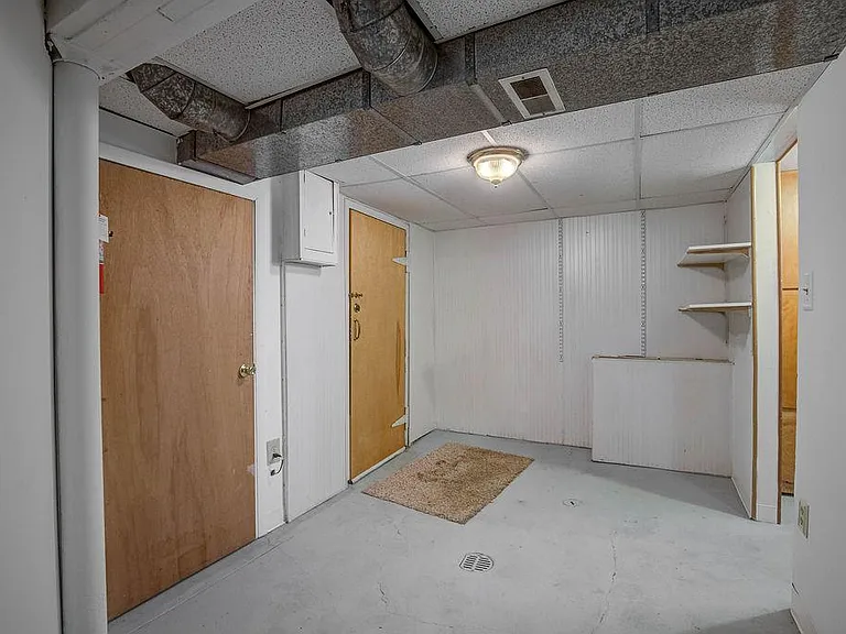 105 Albert St — Photo 19
